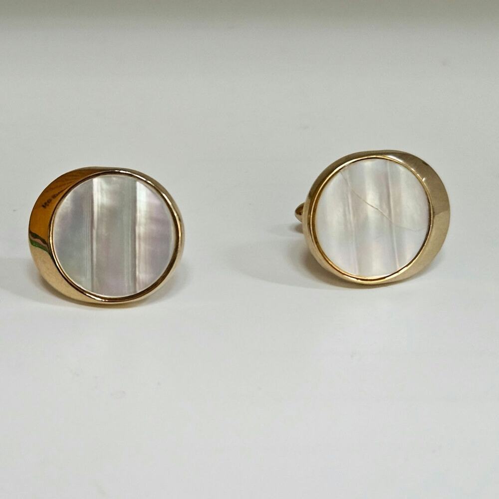 Vintage MCM Swank Mother of Pearl Cufflinks | Gold Tone Quiet Luxury Cuff Links